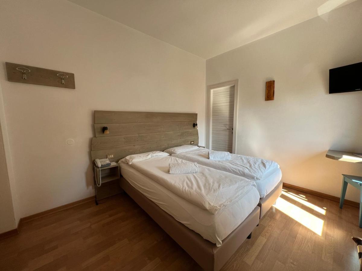 Hotel D'La Varda Di Topran D'Agata Paolo &C Sas パドラ エクステリア 写真