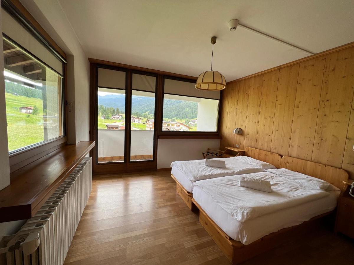 Hotel D'La Varda Di Topran D'Agata Paolo &C Sas パドラ エクステリア 写真