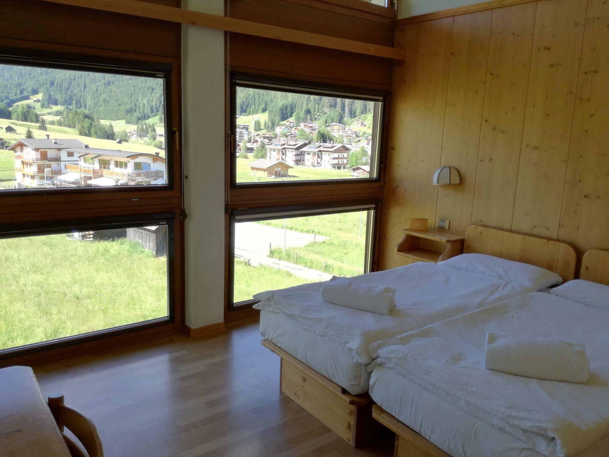 Hotel D'La Varda Di Topran D'Agata Paolo &C Sas パドラ エクステリア 写真